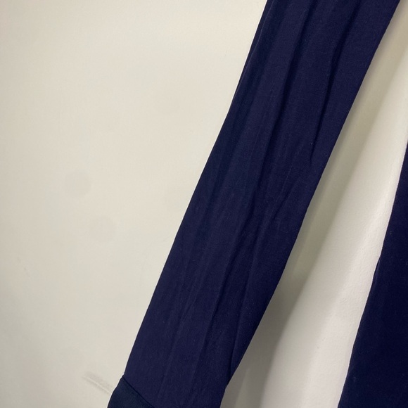 Hobbs Long Sleeve Blue Blouse With Pretty Trim Down the Front Size XS Preppy - Picture 7 of 10